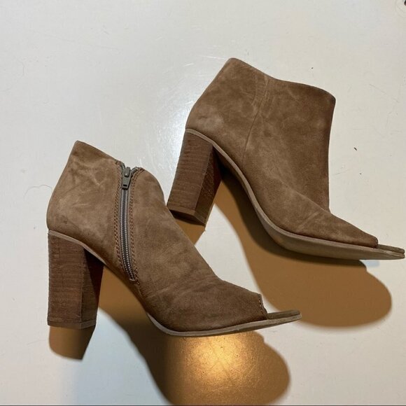 Steve Madden Penina Booties Taupe Suede Peep Toe - Picture 2 of 7